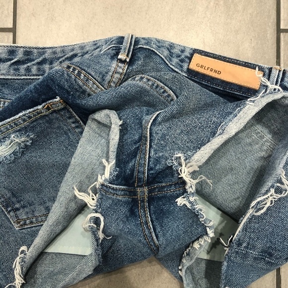 GRLFRND REVOLVE Cindy High-Rise Short Imagine 27 - Picture 11 of 11